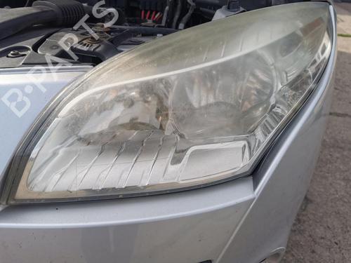 Used Left headlight RENAULT MEGANE III Grandtour (KZ0/1) 1.5 dCi (KZ1M, KZ1W, KZ0R) (106 hp) 31959224
