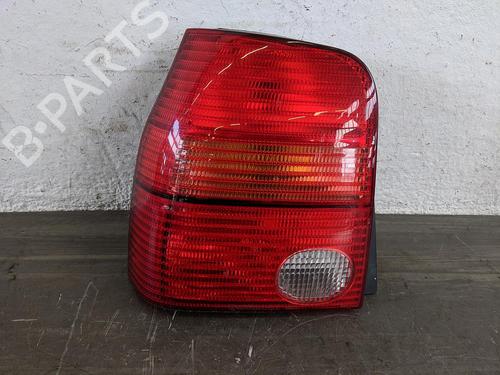 Used Left taillight NISSAN PRIMERA Hatchback (P11) 1.8 16V (114 hp) 32396875