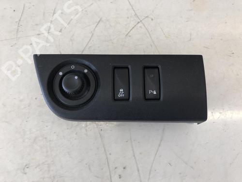 Used Mirror switch DACIA DUSTER (HS_) 1.5 dCi (109 hp) 31786008