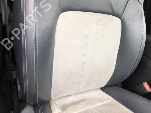 Right front seat KIA SPORTAGE III (SL) 2.0 CRDi AWD | BP31958824C16