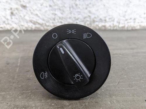 Hovedlysbryter VW PASSAT B5 Variant (3B5) 2.5 TDI Syncro/4motion (150 hp) 31784625