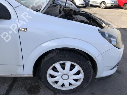 Used Right front fenders Right front fenders OPEL ASTRA H GTC (A04) 1.6 (L08) (116 hp) 33245305 33245305