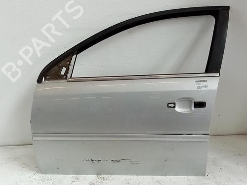 Used Left front door OPEL VECTRA C Estate (Z02) 2.2 direct (F35) (155 hp) 31776340