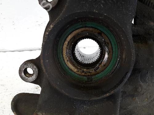 Left front steering knuckle AUDI A4 B5 Avant (8D5) 2.5 TDI quattro | BP31779359M25