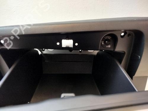 Glove box NISSAN MICRA V (K14) 1.0 IG-T 100 | BP31791514C95