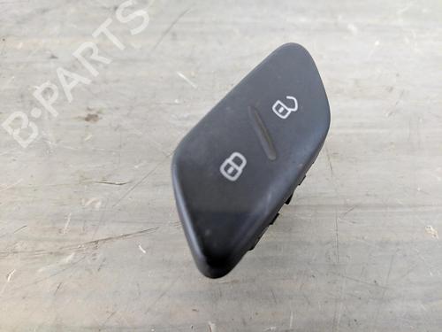 switch-nissan-primera-hatchback-p11-1996-1997-1998-1999-2000-2001-2002-32396868 main image