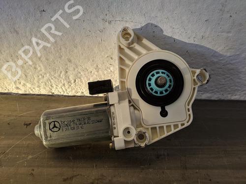 Motore alzacristalli anteriore sinistro MERCEDES-BENZ A-CLASS (W169) A 170 (169.032, 169.332) (116 hp) 31782240
