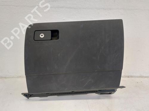Used Glove box VW PASSAT B8 (3G2, CB2) 1.4 TSI (125 hp) 31790742