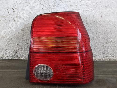 Used Right taillight NISSAN PRIMERA Hatchback (P11) 1.8 16V (114 hp) 32396888