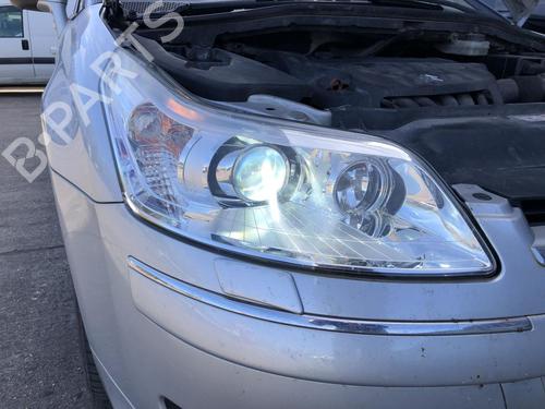 Used Right headlight Right headlight CITROËN C4 I (LC_) 2.0 16V (140 hp) 34351456 34351456