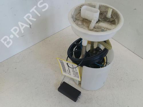 Used Fuel pump NISSAN PRIMERA Hatchback (P11) 1.8 16V (114 hp) 31779645