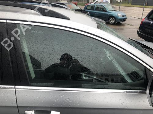 Deurruit rechts voor Deurruit rechts voor VW PASSAT B6 Variant (3C5) 2.0 TDI (140 hp) 34141756 34141756