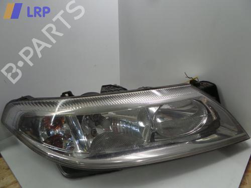 Used Right headlight RENAULT LAGUNA II Grandtour (KG0/1_) 2.2 dCi (KG0F) (150 hp) 31776534
