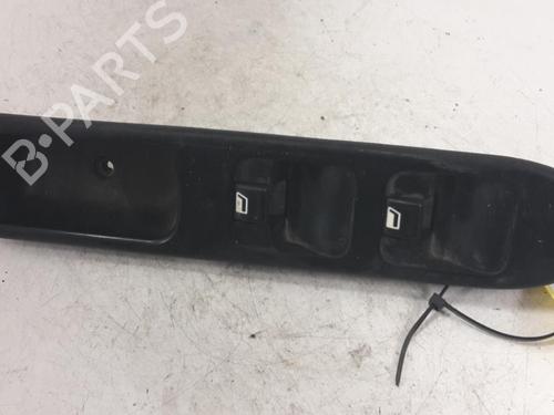 Used Left front window switch PEUGEOT 307 (3A/C) 1.6 16V (109 hp) 31779250