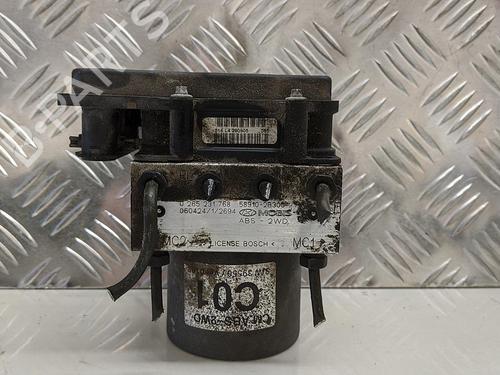 ABS Bremseaggregat HYUNDAI SANTA FÉ II (CM) 2.7 V6 GLS (189 hp) 31783405
