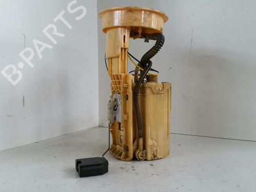 Used Fuel pump VW TRANSPORTER T5 Van (7HA, 7HH, 7EA, 7EH) 1.9 TDI (84 hp) 31779735
