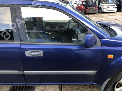 Used Right front door NISSAN X-TRAIL I (T30) 2.2 Di 4x4 (114 hp) 31958751