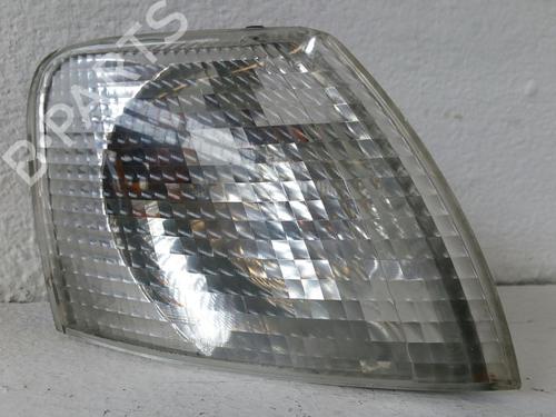 Blinker vorne rechts für NISSAN PRIMERA Hatchback (P11) 1.8 16V (114 hp) 31780423