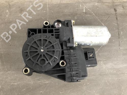 Used Right front window motor AUDI A6 C5 Avant (4B5, 4B6) 2.5 TDI quattro (180 hp) 31785782