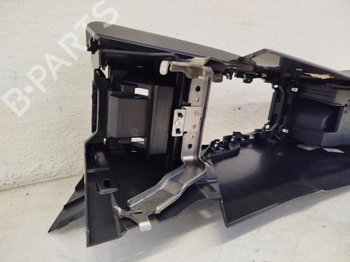 Armrest / Center console NISSAN LEAF (ZE1) Electric | BP31791062I20 