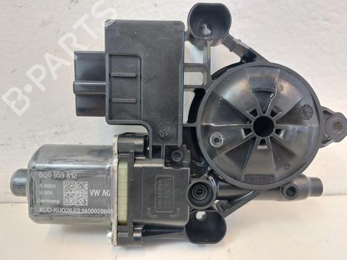 Used Right rear window motor Right rear window motor AUDI A3 Sportback (8VA, 8VF) 2.0 TDI (150 hp) 34331098 34331098