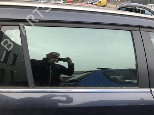 Used Rear right door window Rear right door window OPEL VECTRA C Estate (Z02) 1.8 (F35) (140 hp) 33411164 33411164