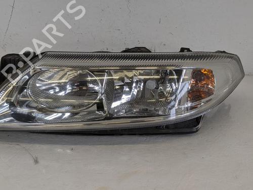 Used Left headlight RENAULT LAGUNA II Grandtour (KG0/1_) 1.8 16V (KG0J) (116 hp) 31782922