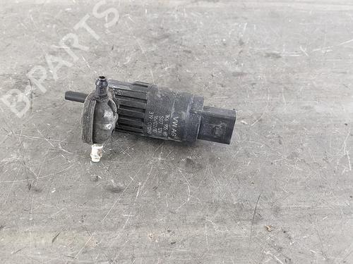Used Washer pump VW POLO V (6R1, 6C1) 1.4 (6R1) (85 hp) 31784352