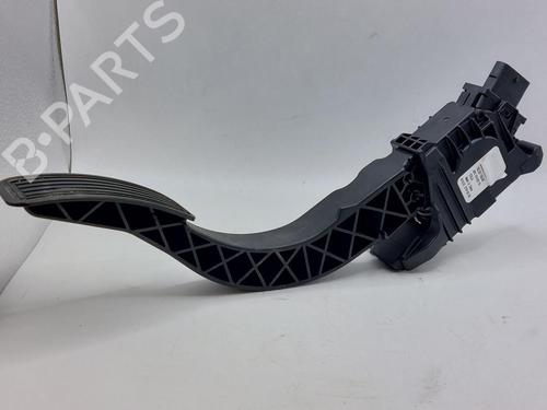 Pedal für TESLA MODEL Y (5YJY) Long Range All-wheel Drive (514 hp) 31788123