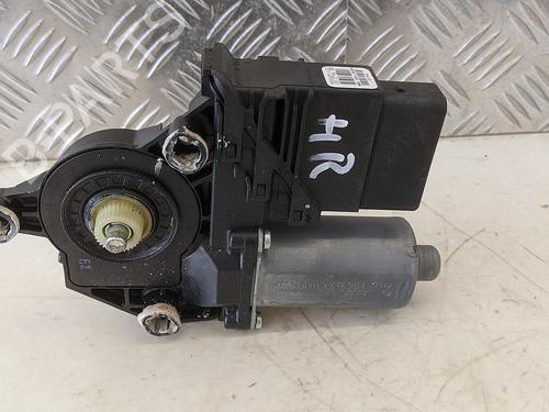 Used Right rear window motor VW GOLF PLUS V (5M1, 521) 2.0 TDI 16V (140 hp) 31785857