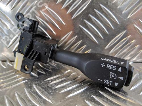 Schakelaar TOYOTA COROLLA Verso (ZER_, ZZE12_, R1_) 2.2 D-4D (AUR10_, AUR10R) (136 hp) 31781962