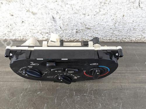 Climate control PEUGEOT 206+ (2L_, 2M_) 1.4 i (2LKFWA, 2MKFWA) | BP31784404I5 