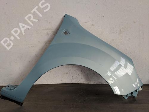 Guarda-lamas direito RENAULT KANGOO / GRAND KANGOO II (KW0/1_) 1.5 dCi 85 (KW0K, KW0L, KW0B) (86 hp) 31781730