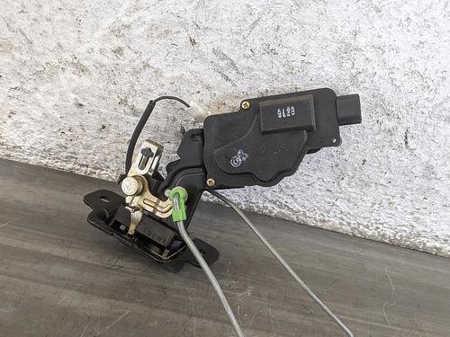 Bakluke lås KIA CERATO I Hatchback (LD) 1.6 (105 hp) 31784319