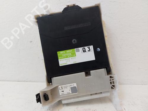 Module électronique TOYOTA YARIS (_P13_) 1.3 (NSP130_, NSP130) (99 hp) 31959537