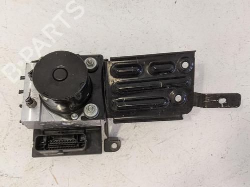 Used ABS pump VW POLO V (6R1, 6C1) 1.6 TDI (90 hp) 31787372