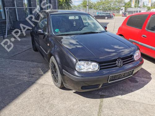 Brukte deler til VW GOLF IV (1J1) 1.4 16V (75 hp) 4402581
