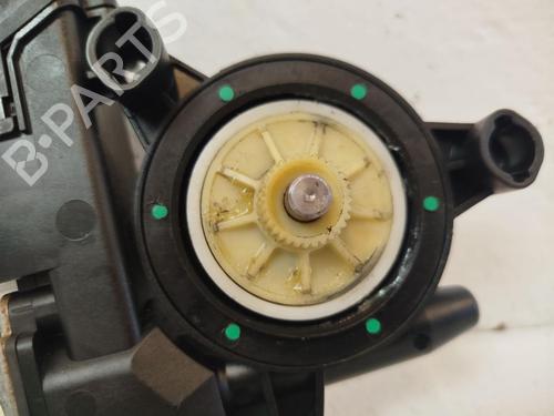 Used Left front window motor NISSAN PRIMERA Hatchback (P11) 1.8 16V (114 hp) 31790213