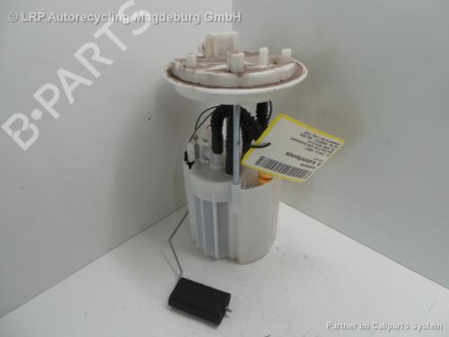 Used Fuel pump OPEL CORSA D (S07) 1.0 (L08, L68) (60 hp) 31777132