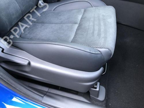 Right front seat MITSUBISHI ECLIPSE CROSS (GK_, GL_) Plug-in Hybrid 4WD (GL3W) | BP31959002C16 