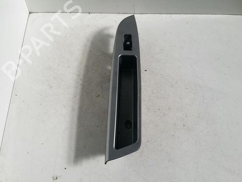 Used Right front window switch CHEVROLET MATIZ (M200, M250) 1.0 LPG (67 hp) 31779691