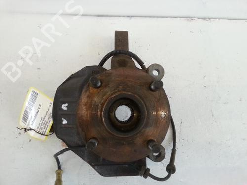 Used Right front steering knuckle Right front steering knuckle CHEVROLET NUBIRA Saloon 1.8 (122 hp) 31778290 31778290