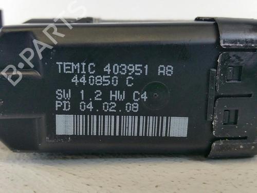 Right front window motor KIA CEE'D Hatchback (ED) 1.6 CRDi 115 | BP31781195E20