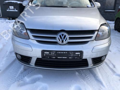 Used Front bumper VW GOLF PLUS V (5M1, 521) 1.6 FSI (115 hp) 31959574