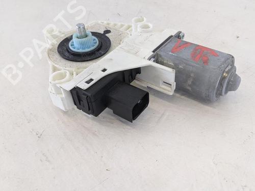 Right front window motor TESLA MODEL Y (5YJY) Long Range All-wheel Drive | BP31787426E20 