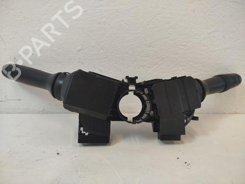 Used Switch TOYOTA YARIS (_P13_) 1.3 (NSP130_, NSP130) (99 hp) 31839655