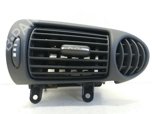 Used Air vent MERCEDES-BENZ C-CLASS (W203) C 220 CDI (203.006, 203.008) (143 hp) 31779967
