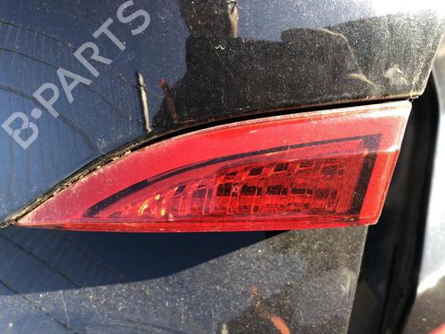 right-tailgate-light-fiat-tipo-saloon-356_-357_-2015-31790393 main image