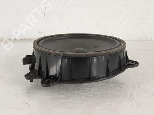 Luidspreker TESLA MODEL Y (5YJY) Long Range All-wheel Drive | BP31787429E2 