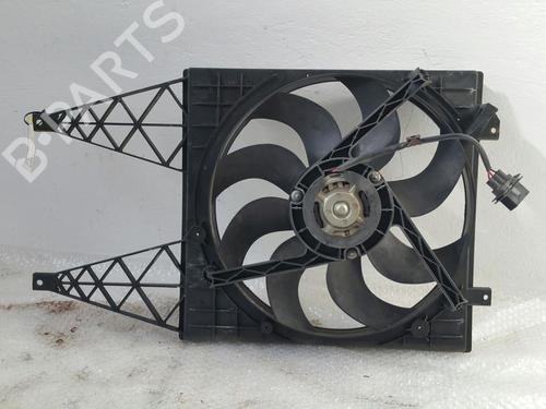 Electro ventilador NISSAN PRIMERA Hatchback (P11) 1.8 16V (114 hp) 31781516